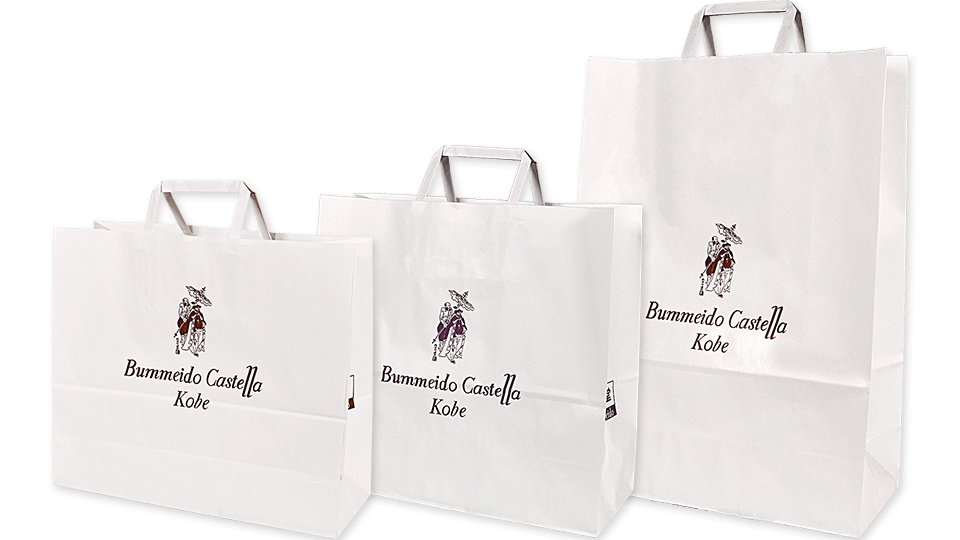 様々なサイズの紙袋